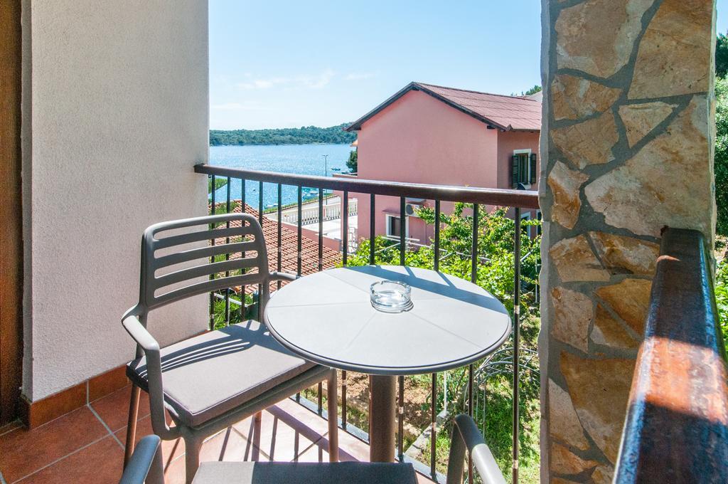 Apartments & Rooms Bianca Mali Losinj Exterior photo